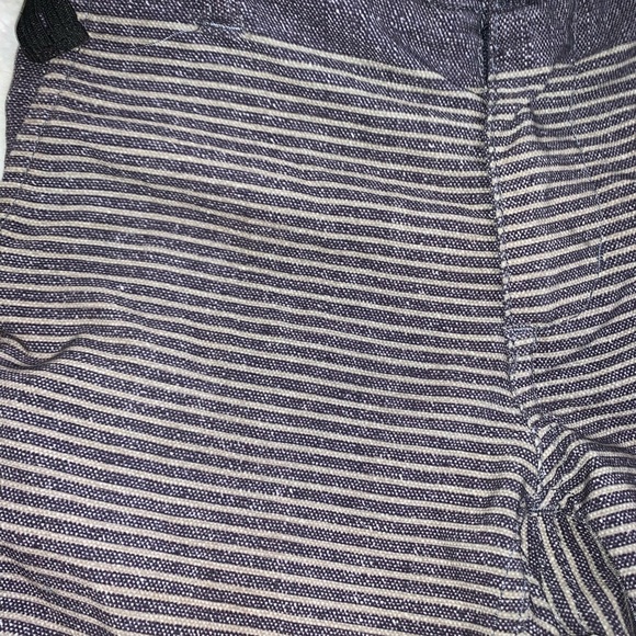 Boys Volcom size 4 shorts - Picture 2 of 9